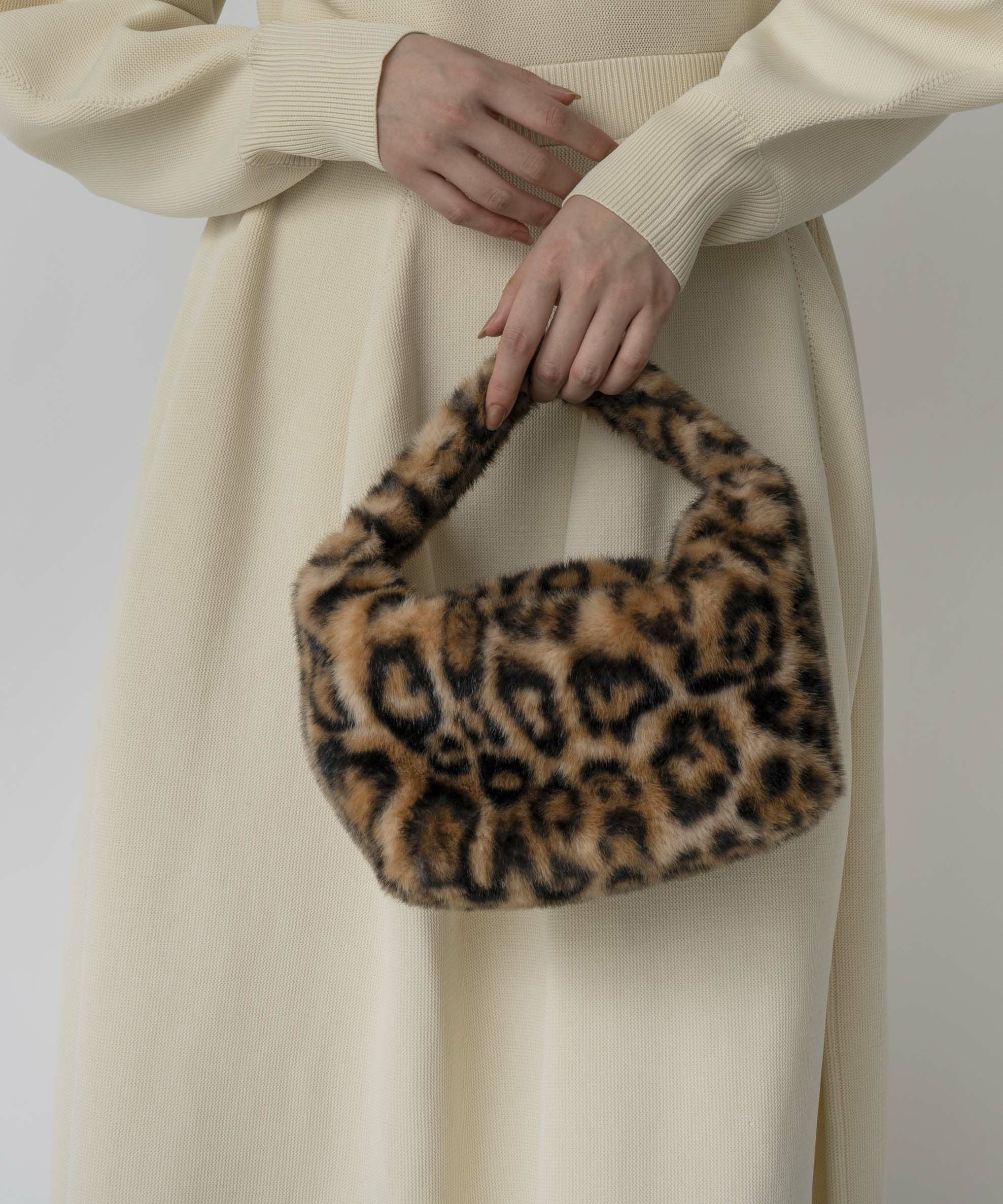 フェアリーの小物入れ LE VERNIS] Fake fur micro bag | CASSELINI ONLINE SHOP