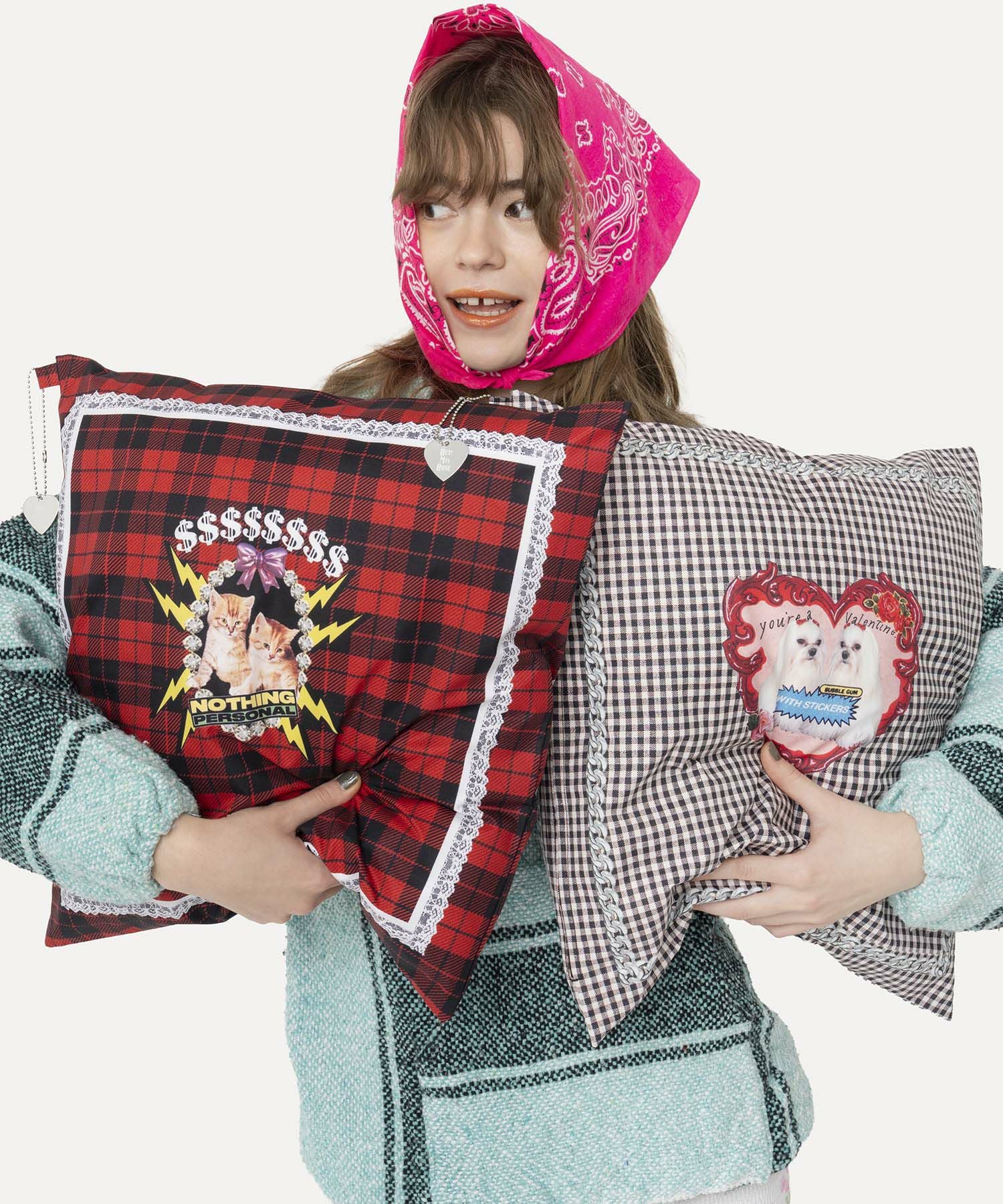 HEY! Mrs ROSE(ヘイ！ミセスローズ)Bestie クッションカバー