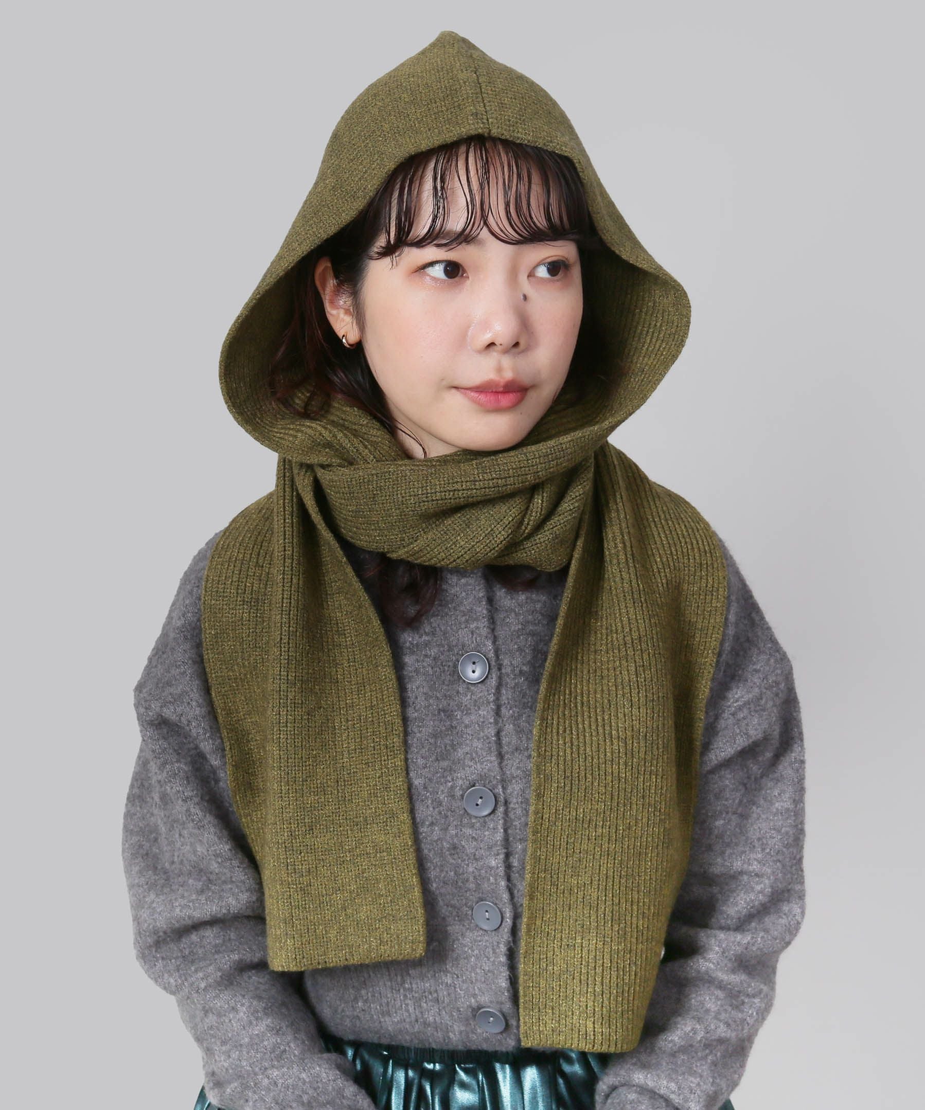 LORENA ANTONIAZZI フード付きベージュ ニットマフラー LORENA ANTONIAZZI フード付きベージュ ニットマフラー 【公式通販】