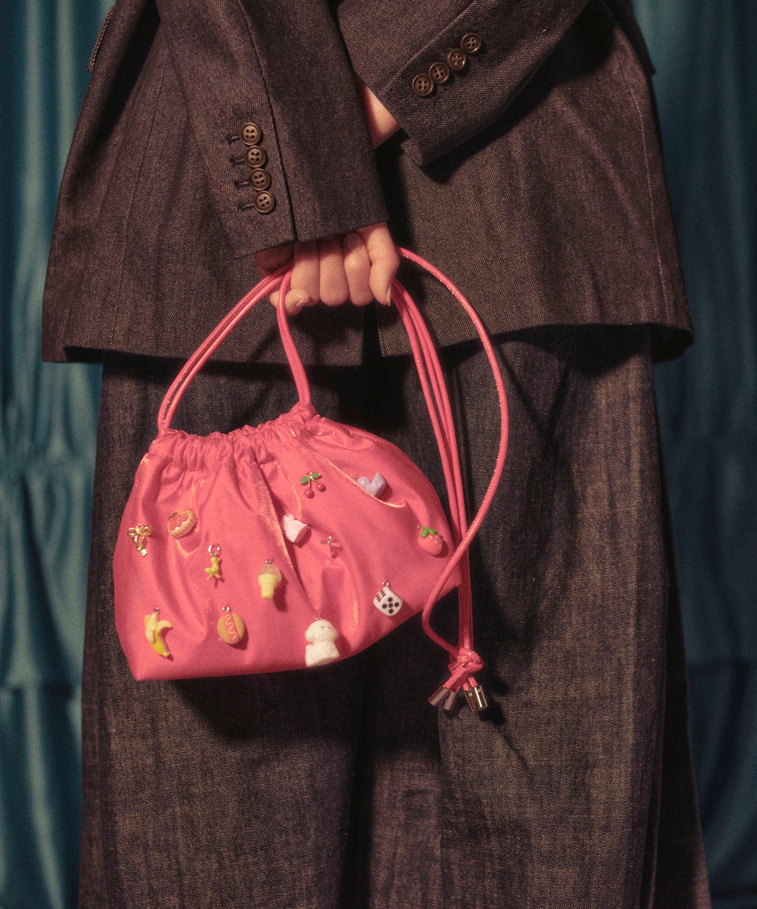 Casselini(キャセリーニ)チャーム付きショルダーバッグ | CASSELINI