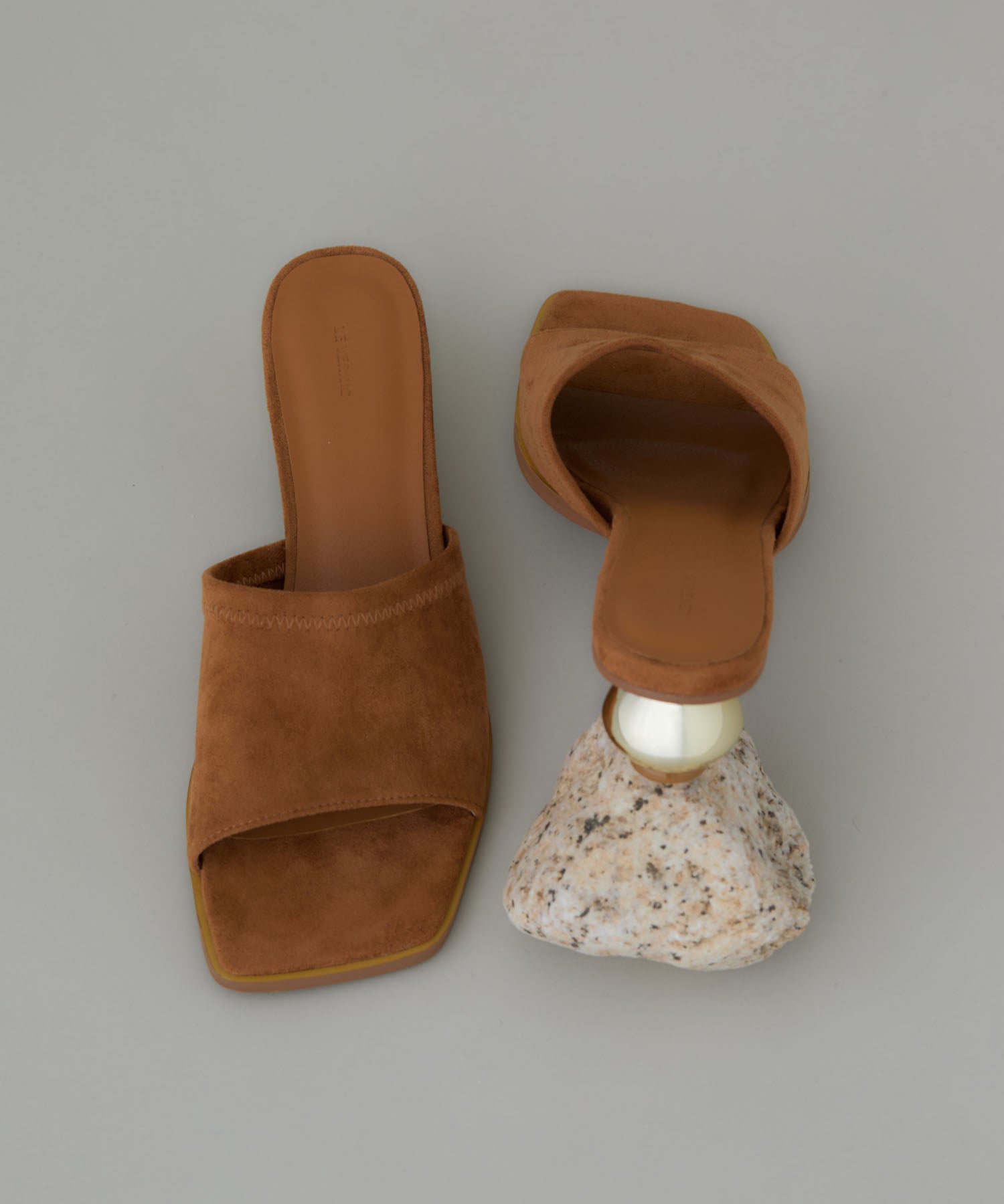 LE VERNIS] Metal heel sandals | CASSELINI ONLINE SHOP