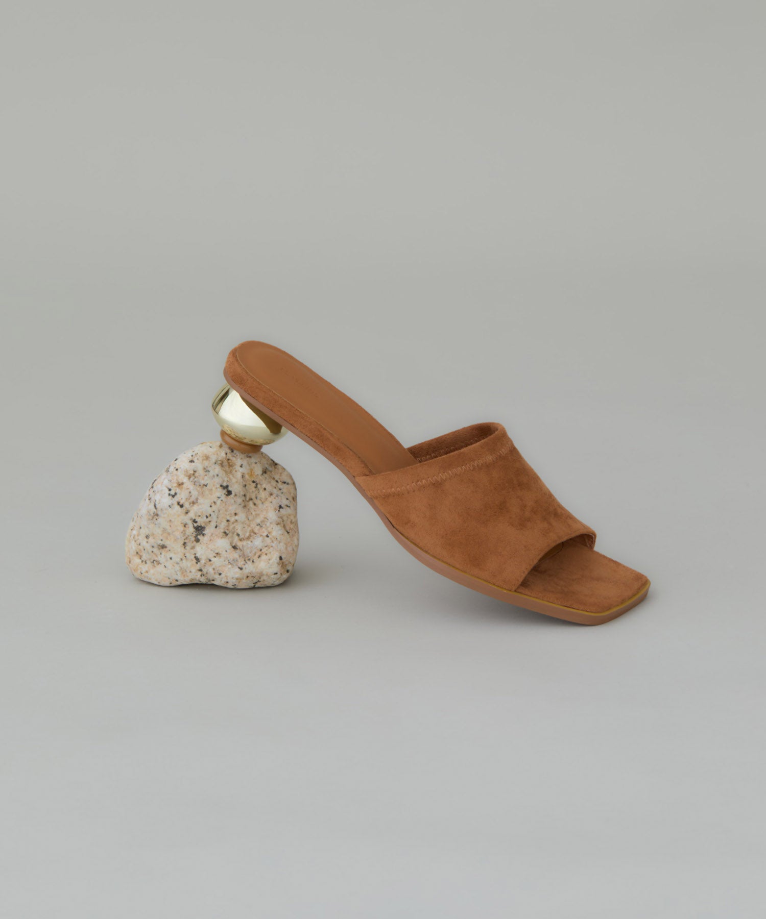 LE VERNIS] Metal heel sandals | CASSELINI ONLINE SHOP