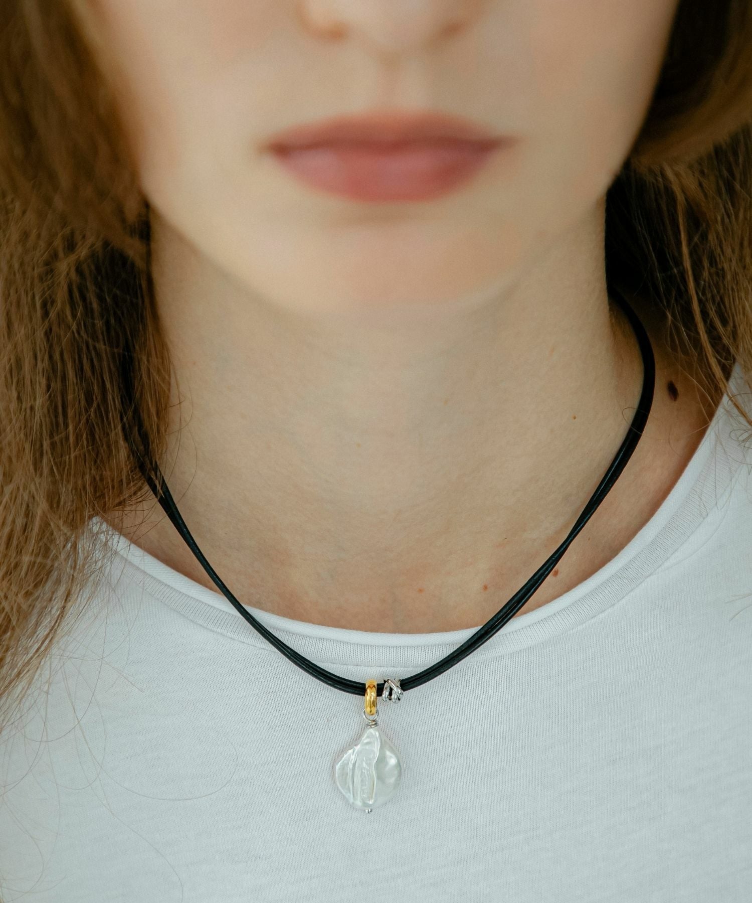 LAPUIS] Pearl leather choker | CASSELINI ONLINE SHOP
