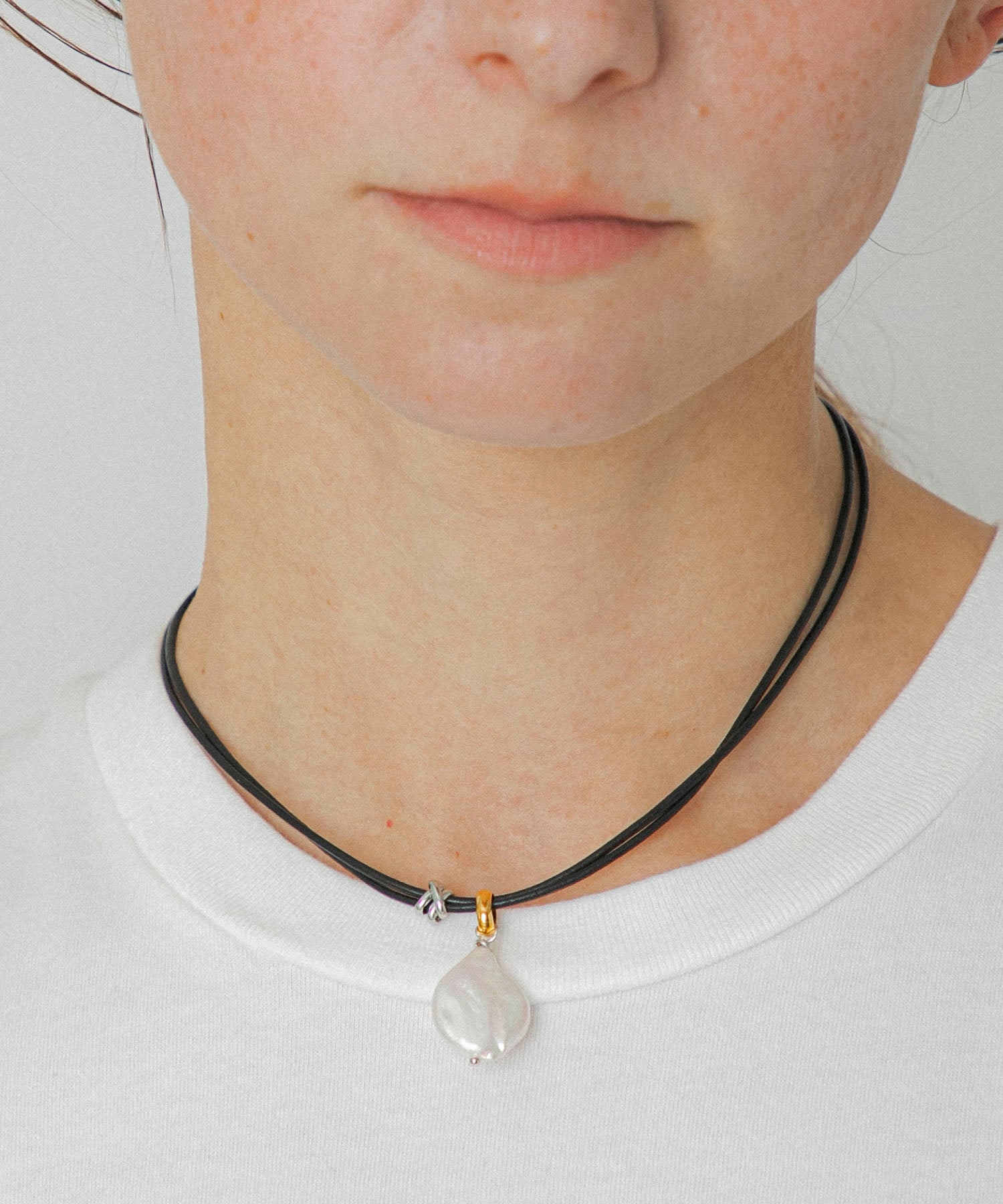 LAPUIS] Pearl leather choker | CASSELINI ONLINE SHOP