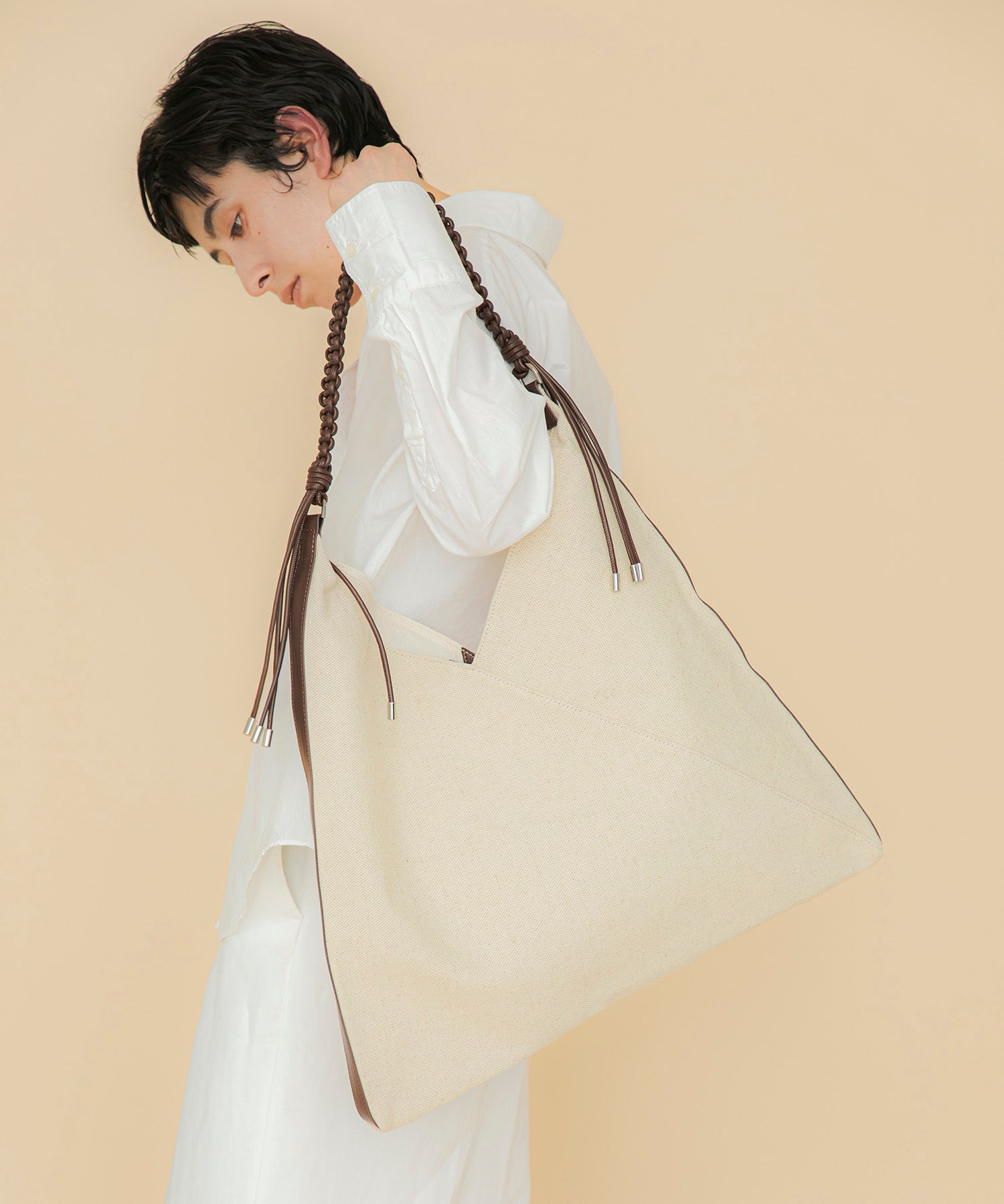くろず　直接受け渡し LE VERNIS] One handle cloth bag | CASSELINI ONLINE SHOP