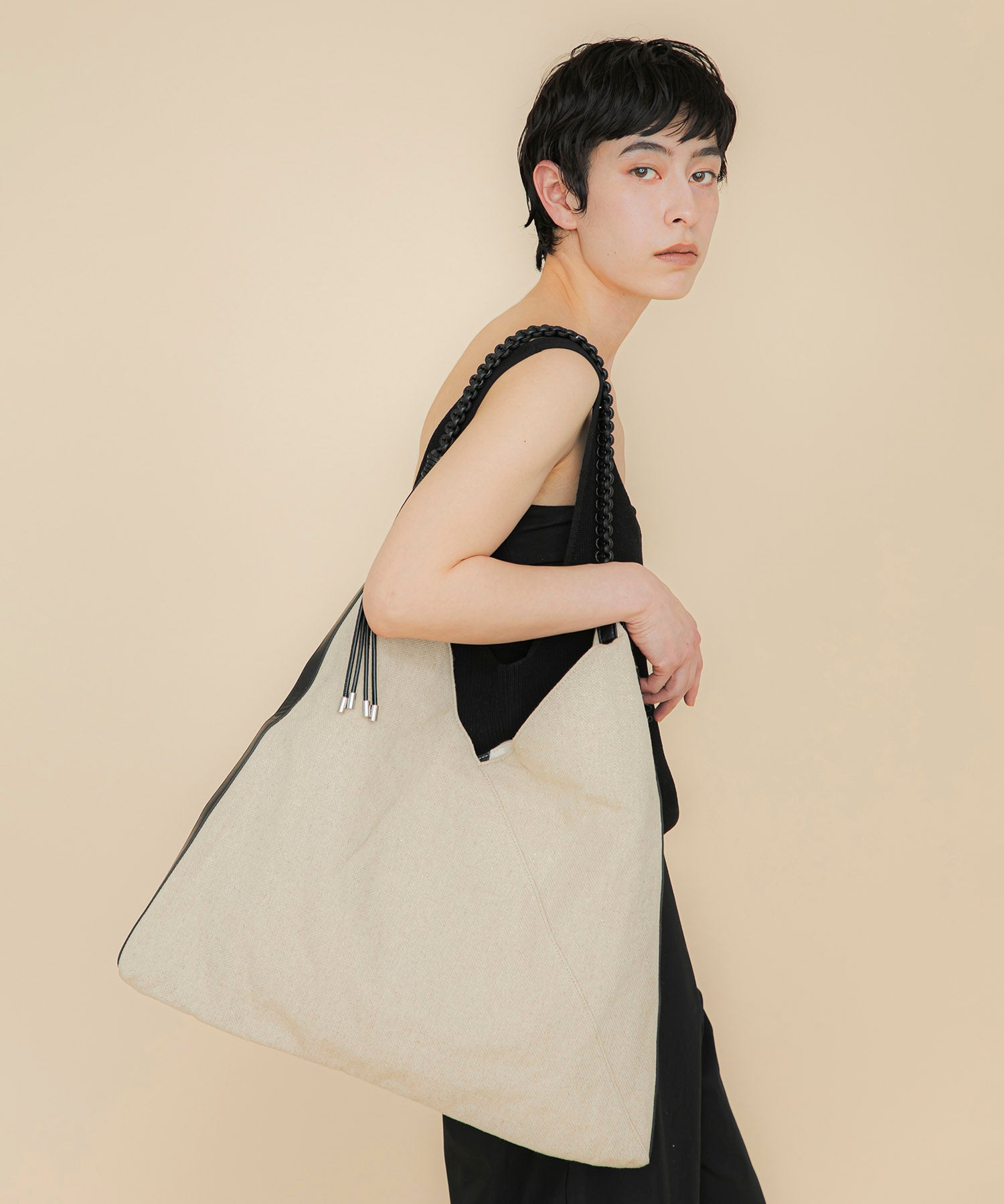 LE VERNIS] One handle cloth bag | CASSELINI ONLINE SHOP