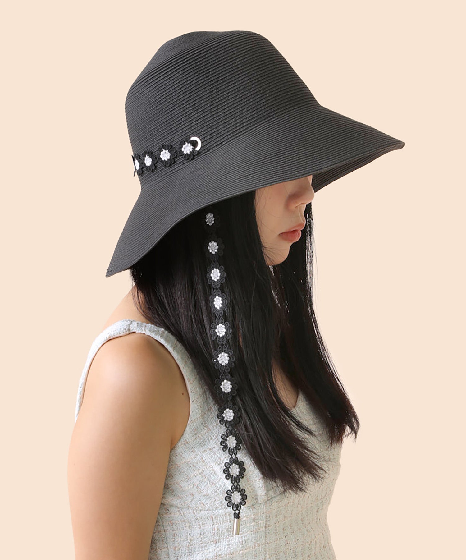 フェミニン アシンメトリー 花 レースコサージュ HAT/ハット BE