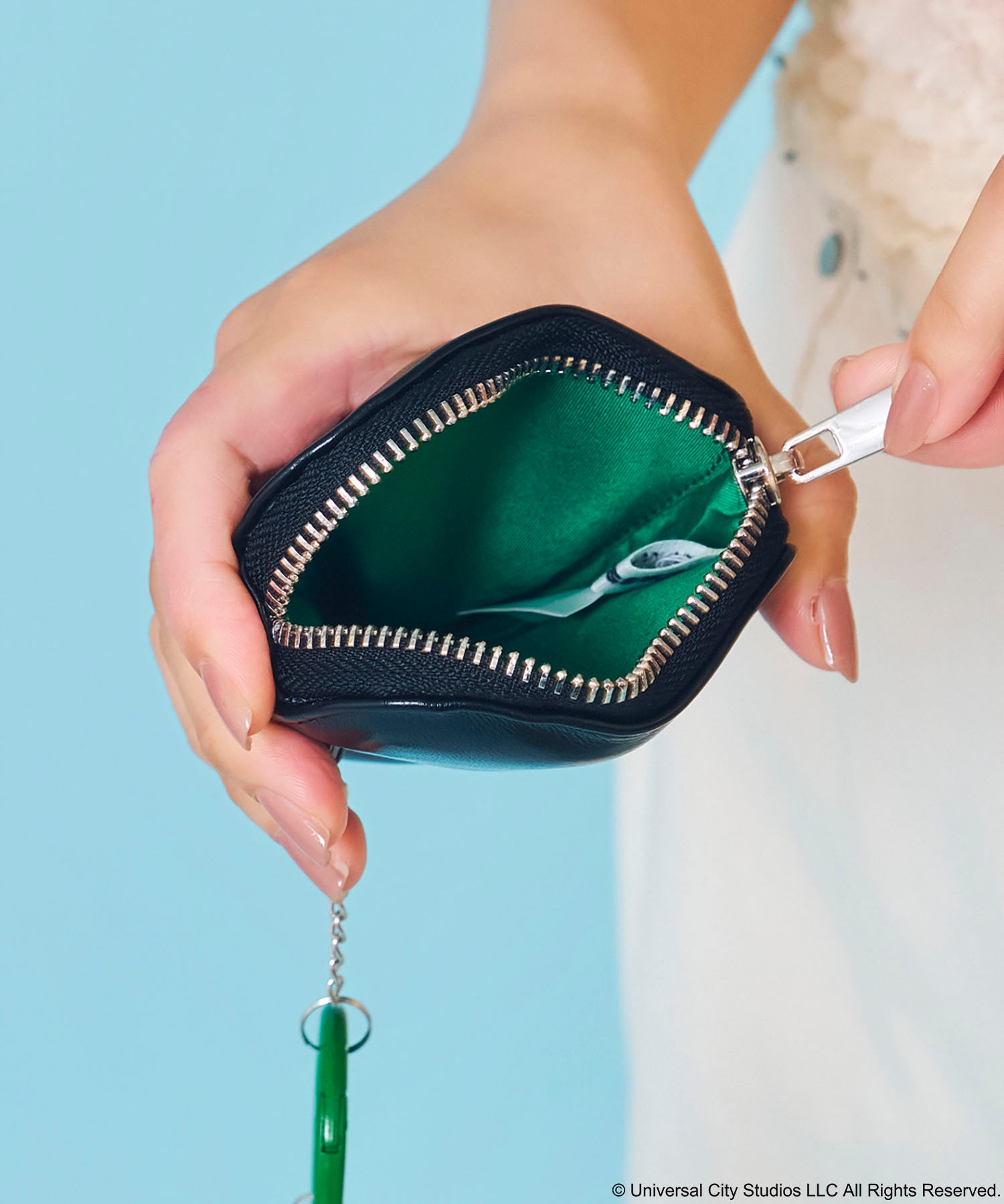 Casselini(キャセリーニ)【WICKED× Casselini】ビーズチャームポーチ