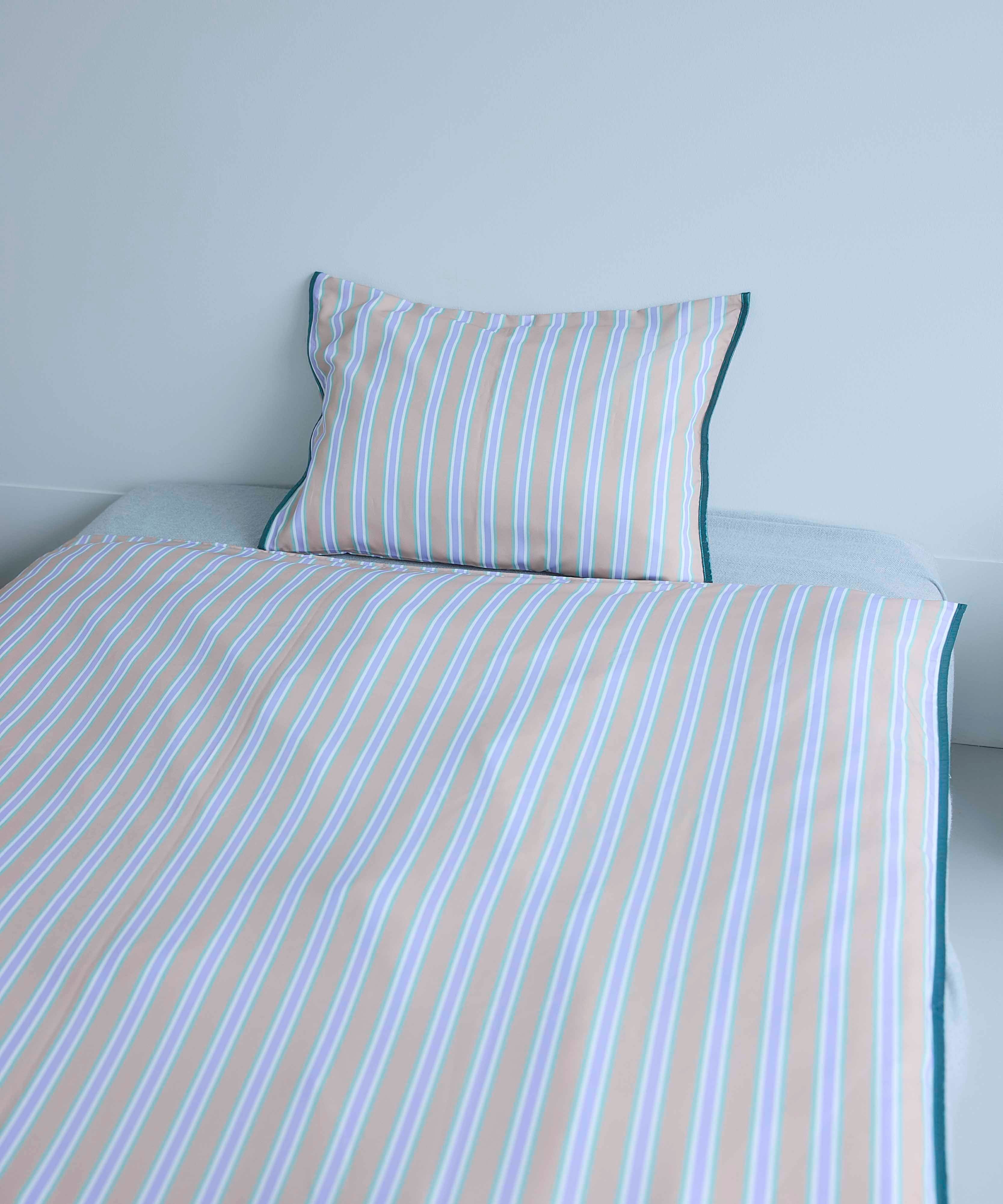 Casselini HOME(キャセリーニ ホーム)オリジナルストライプ布団カバー