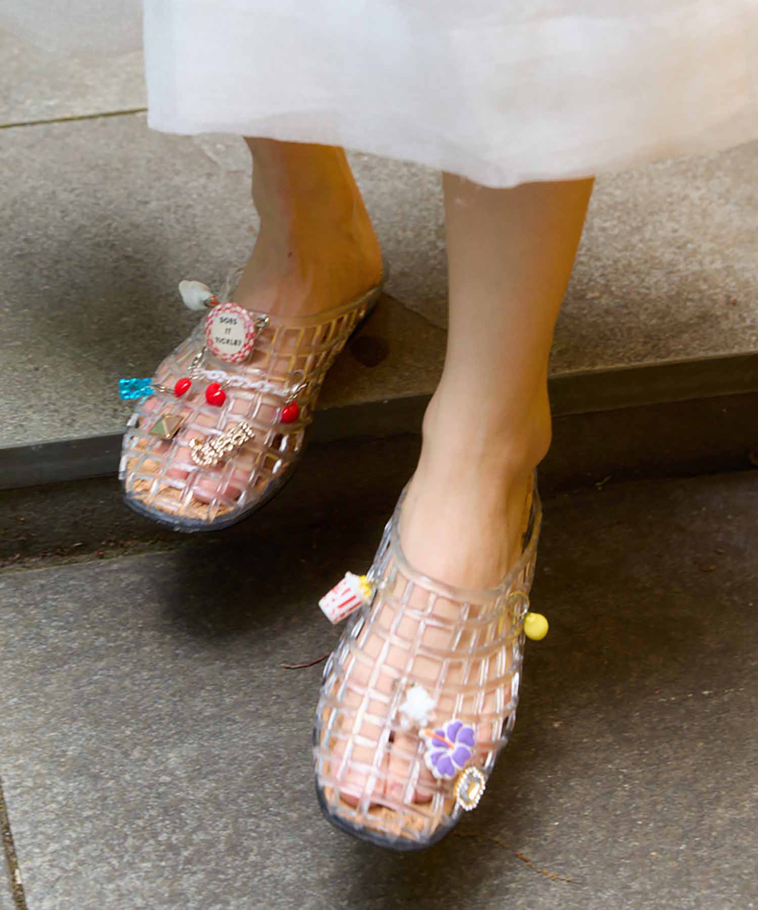 HEY! Mrs ROSE(ヘイ！ミセスローズ)Custom charm Sandals | CASSELINI