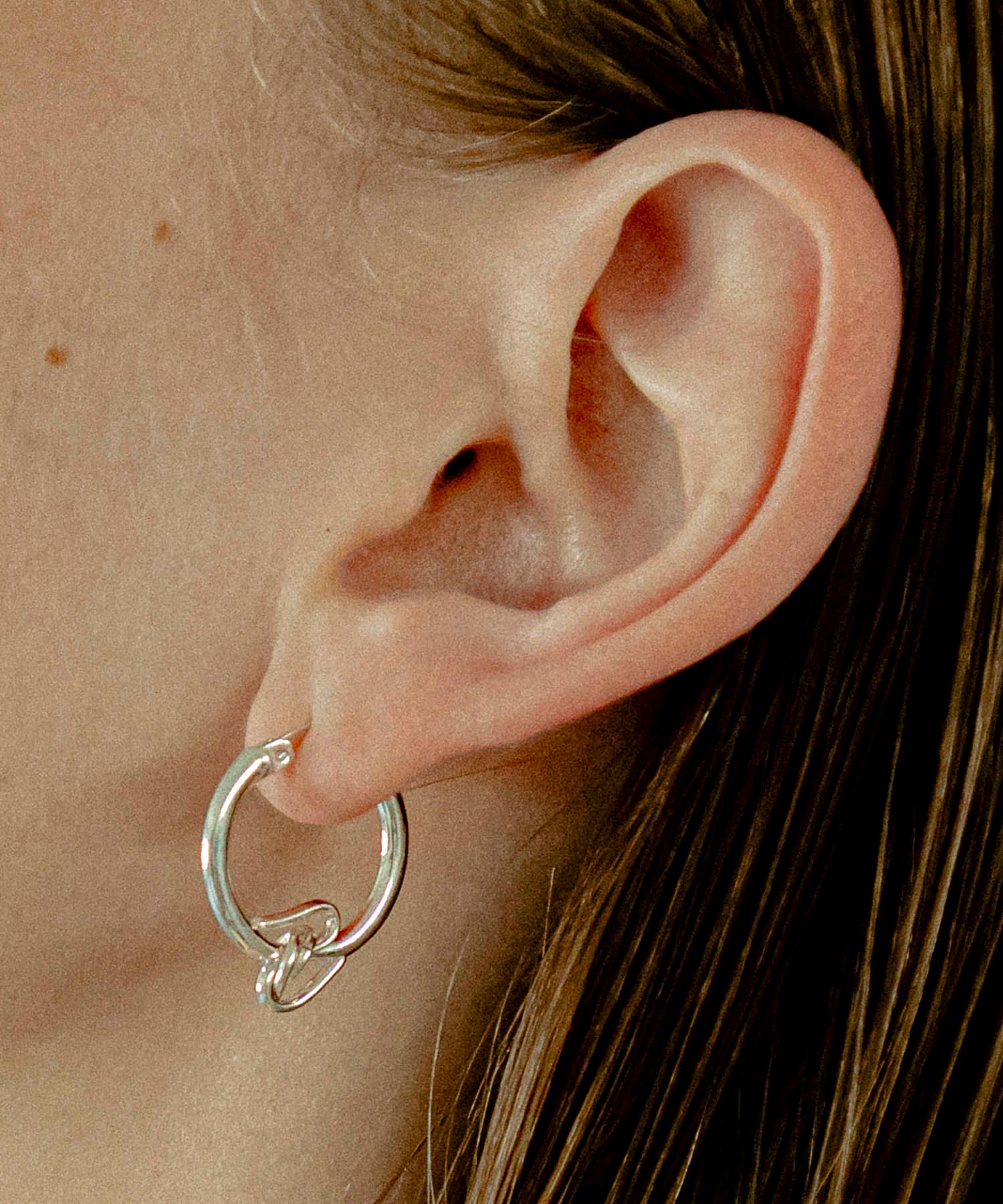 LAPUIS] Connect coil pierced earrings | CASSELINI ONLINE SHOP