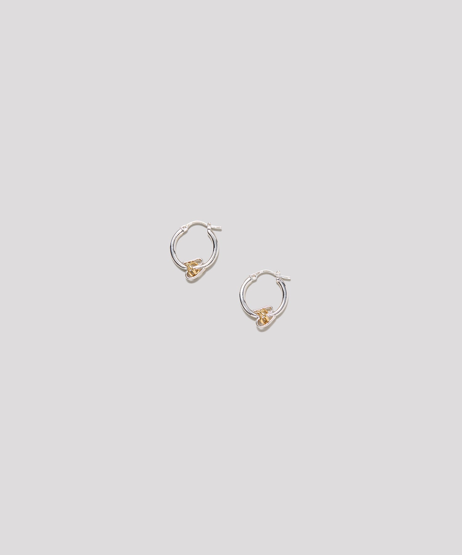 LAPUIS] Connect coil pierced earrings | CASSELINI ONLINE SHOP