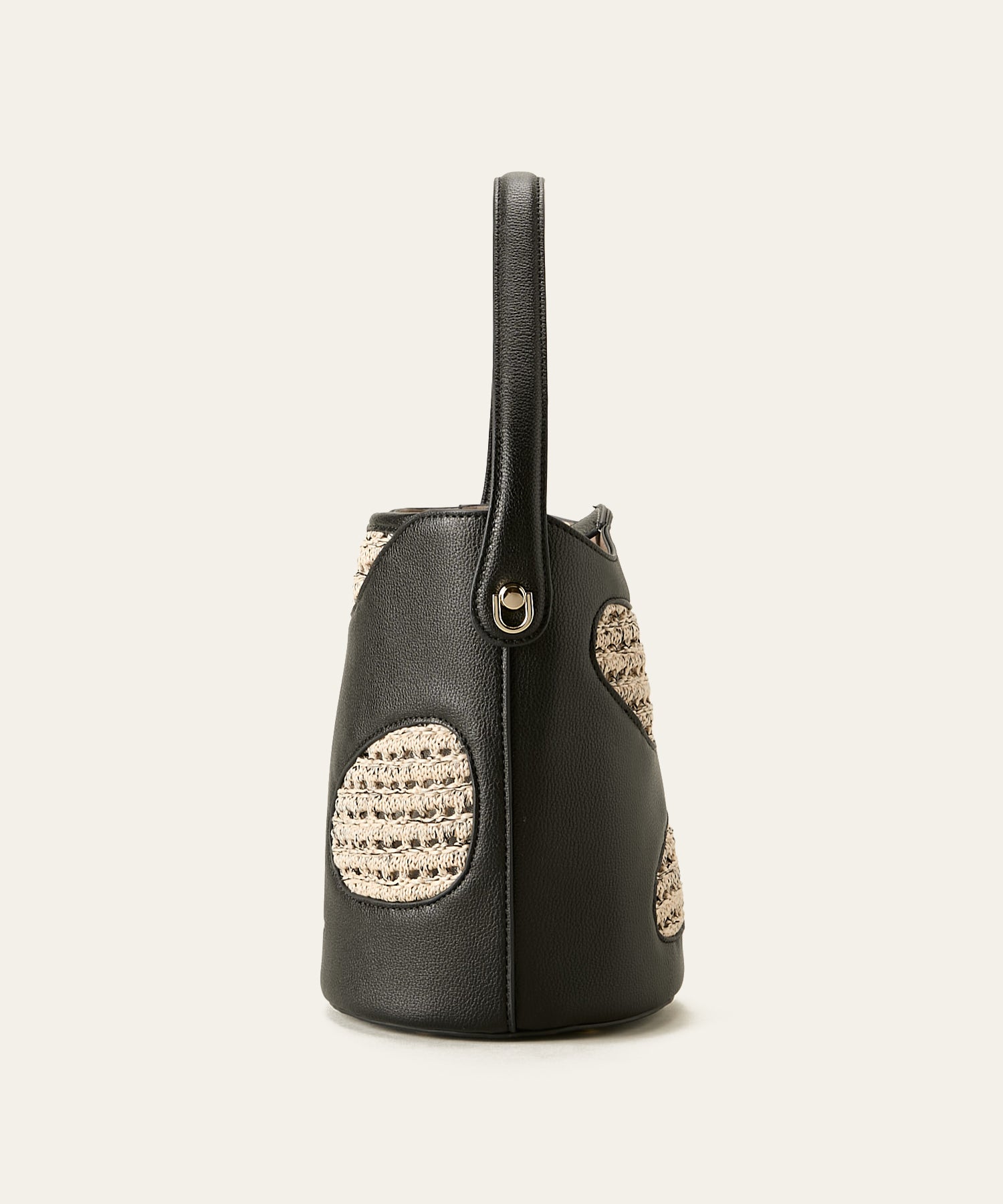 LE VERNIS] Hole digging bucket bag | CASSELINI ONLINE SHOP