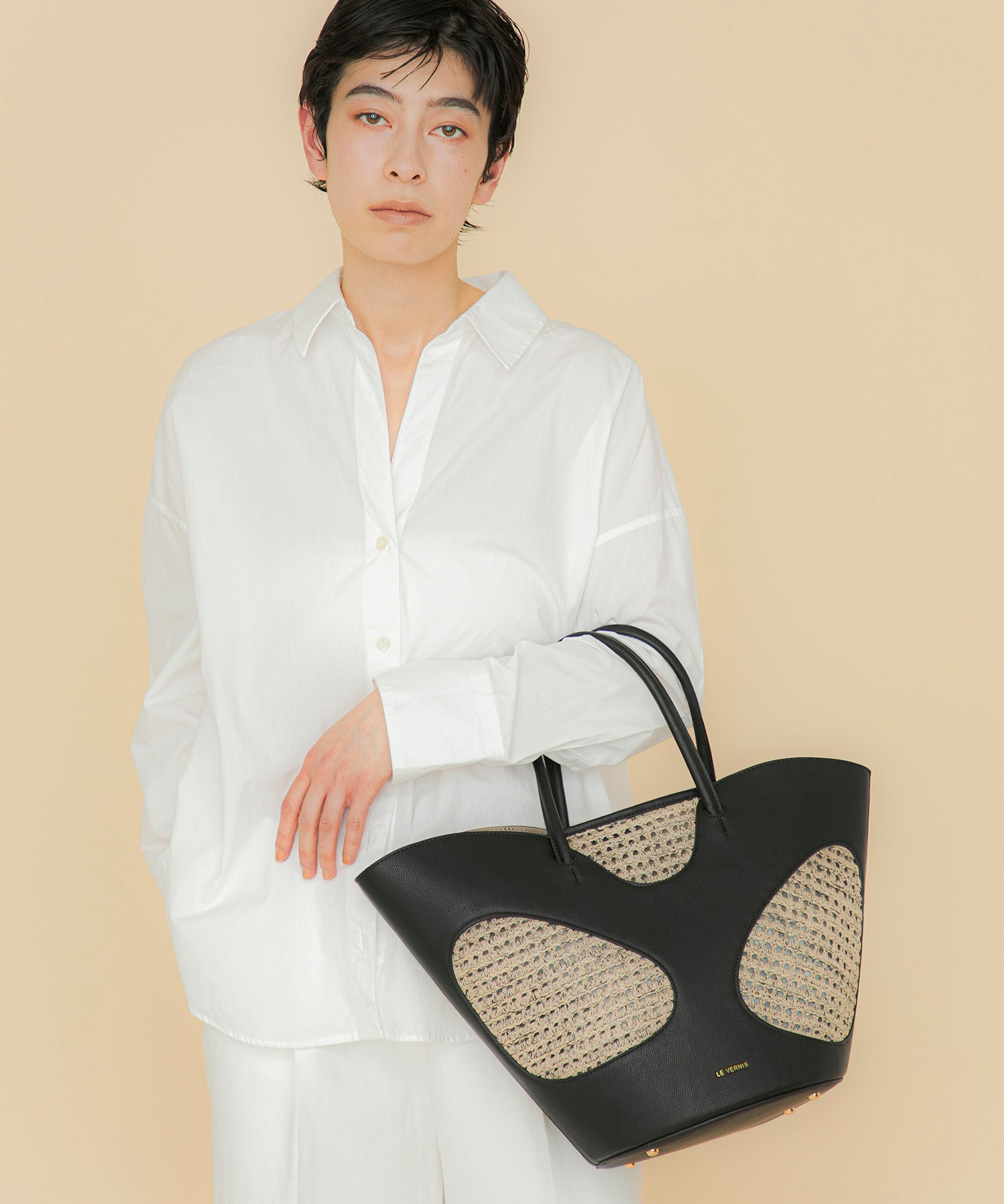 LE VERNIS] Hole digging tote | CASSELINI ONLINE SHOP