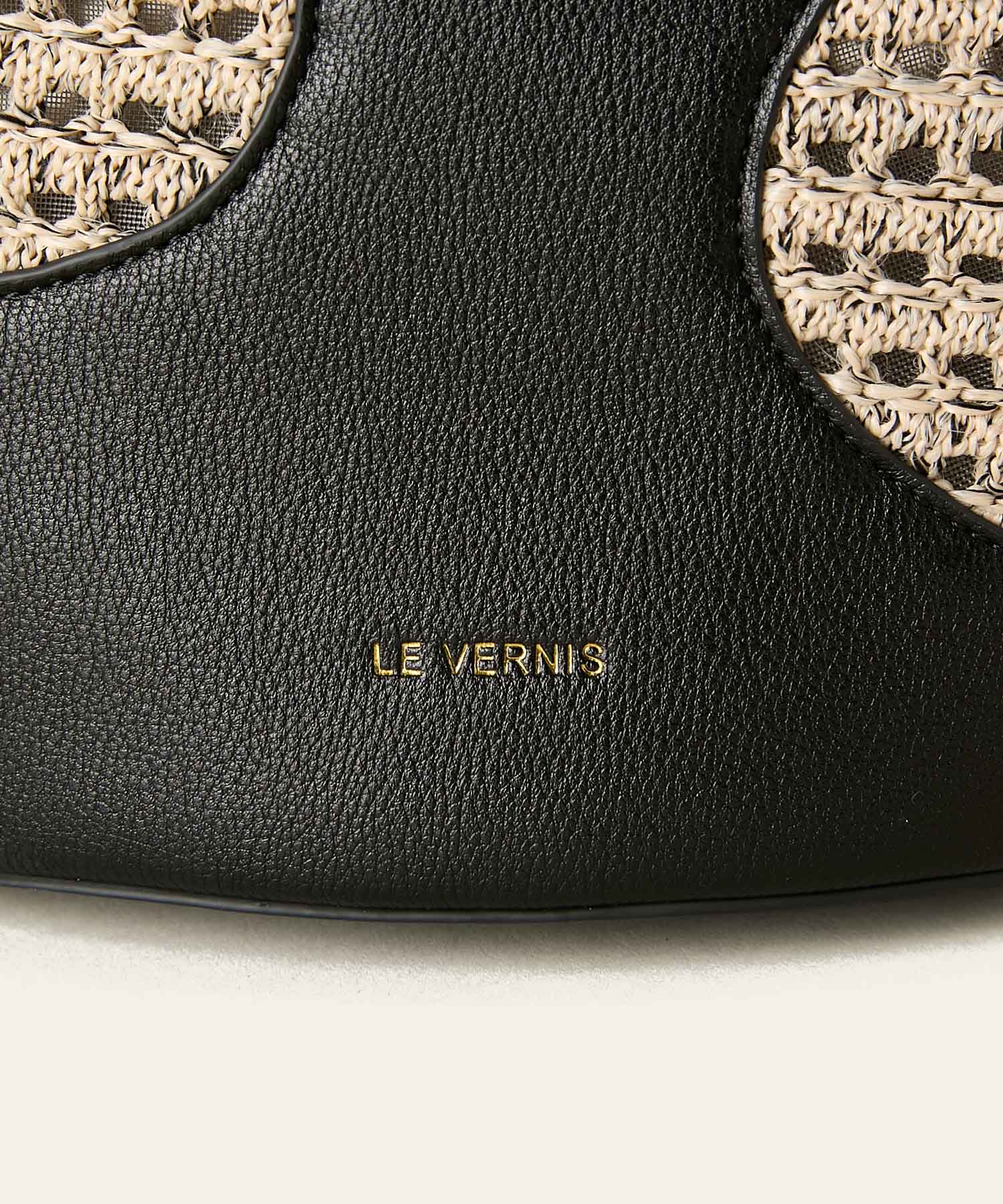 LE VERNIS] Hole digging tote | CASSELINI ONLINE SHOP