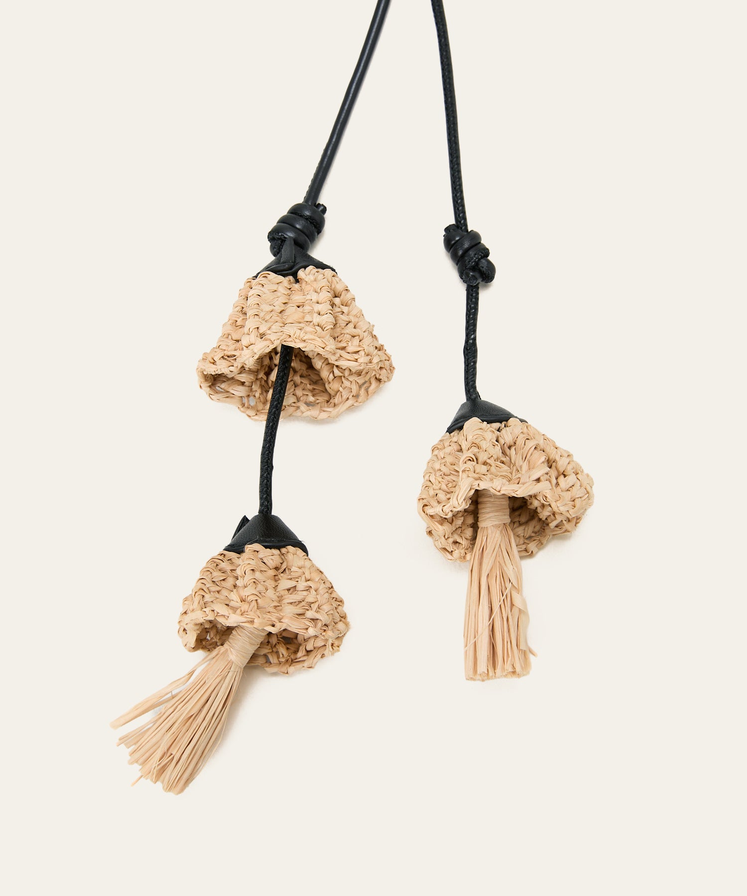 LE VERNIS] Raffia charm | CASSELINI ONLINE SHOP