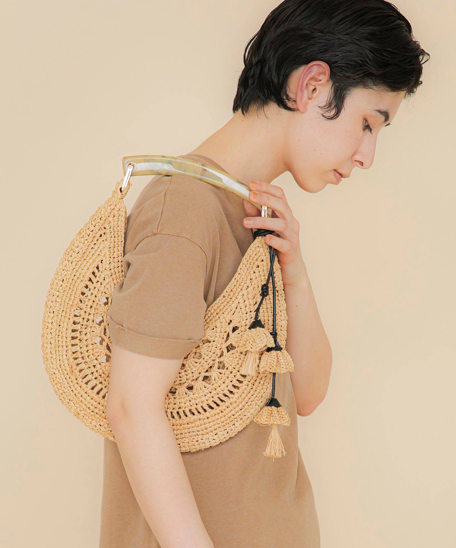 LE VERNIS] Raffia horn bag | CASSELINI ONLINE SHOP