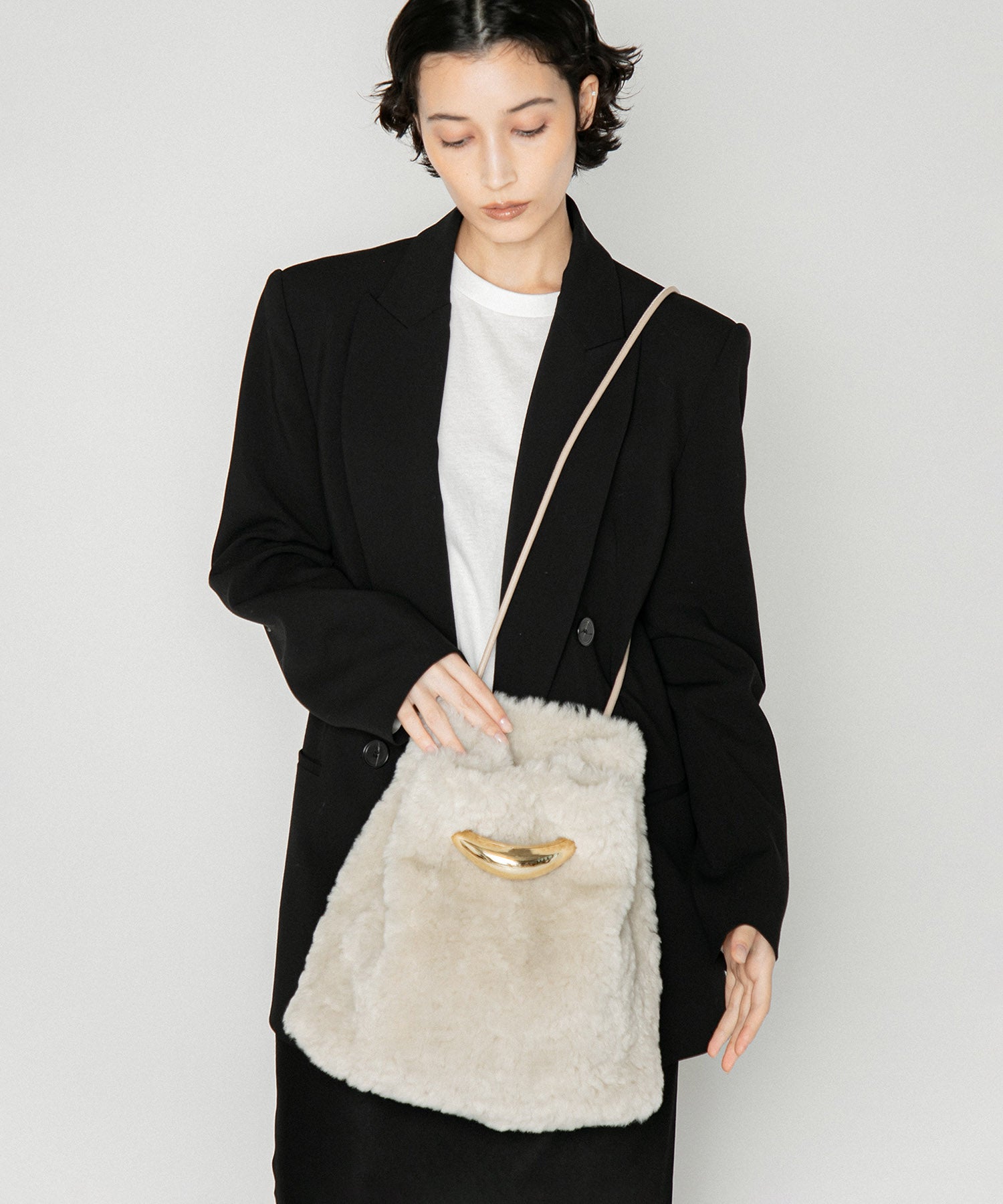 LE VERNIS] Sculpture purse | CASSELINI ONLINE SHOP