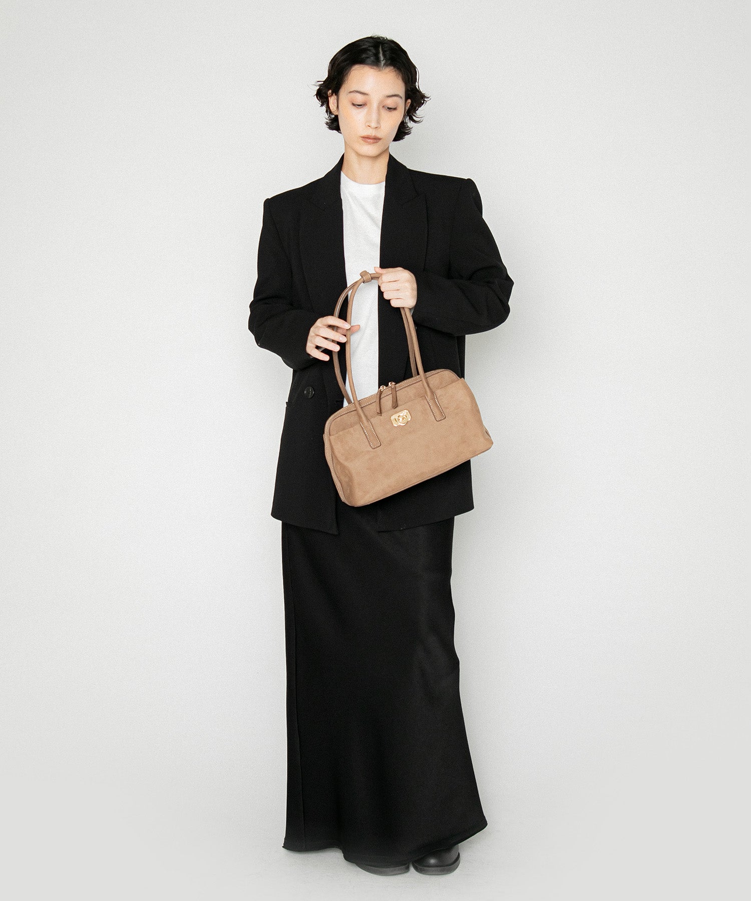 LE VERNIS] Wide boston bag S | CASSELINI ONLINE SHOP