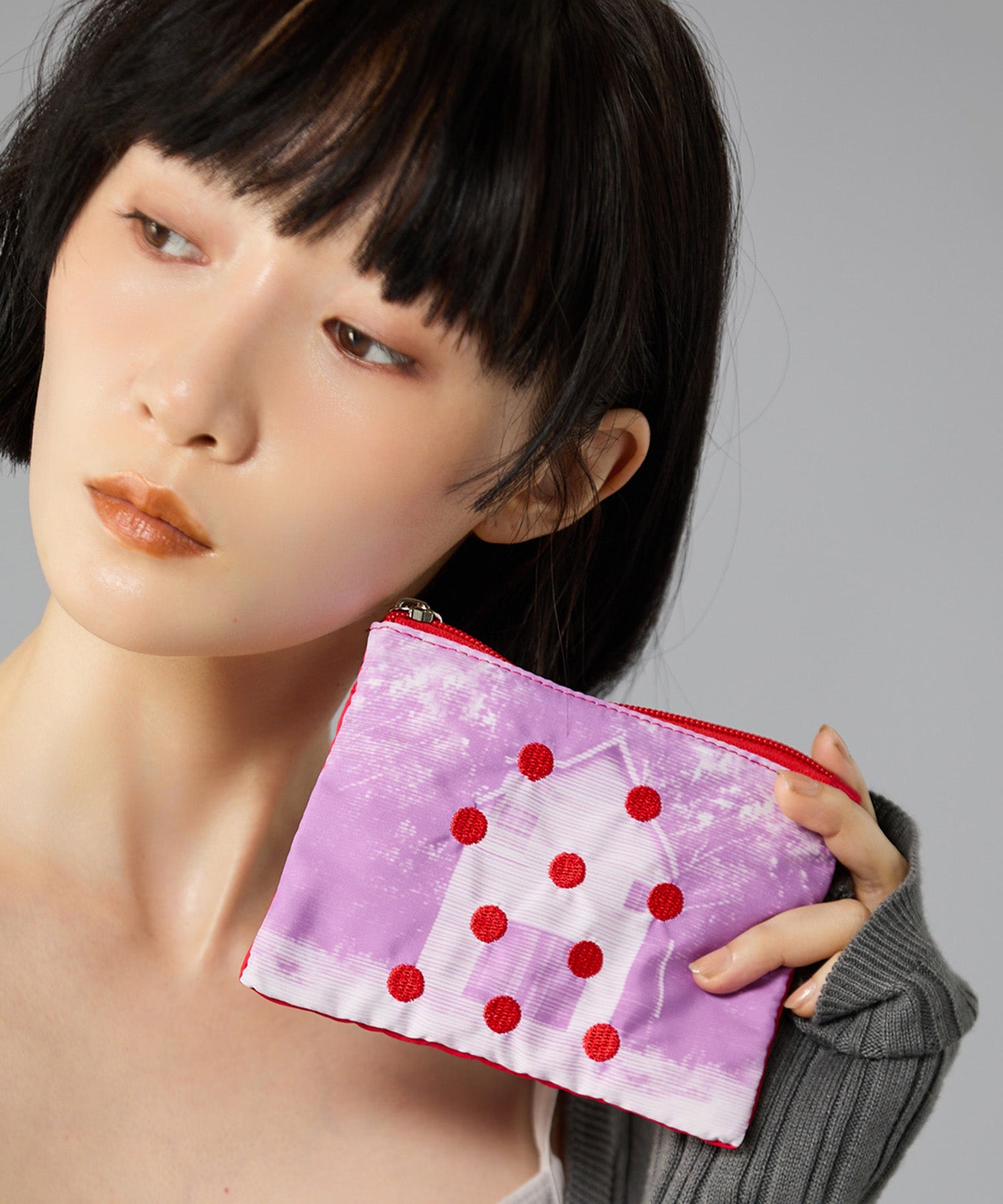 Casselini(キャセリーニ)刺繍プリントポーチ | CASSELINI ONLINE SHOP