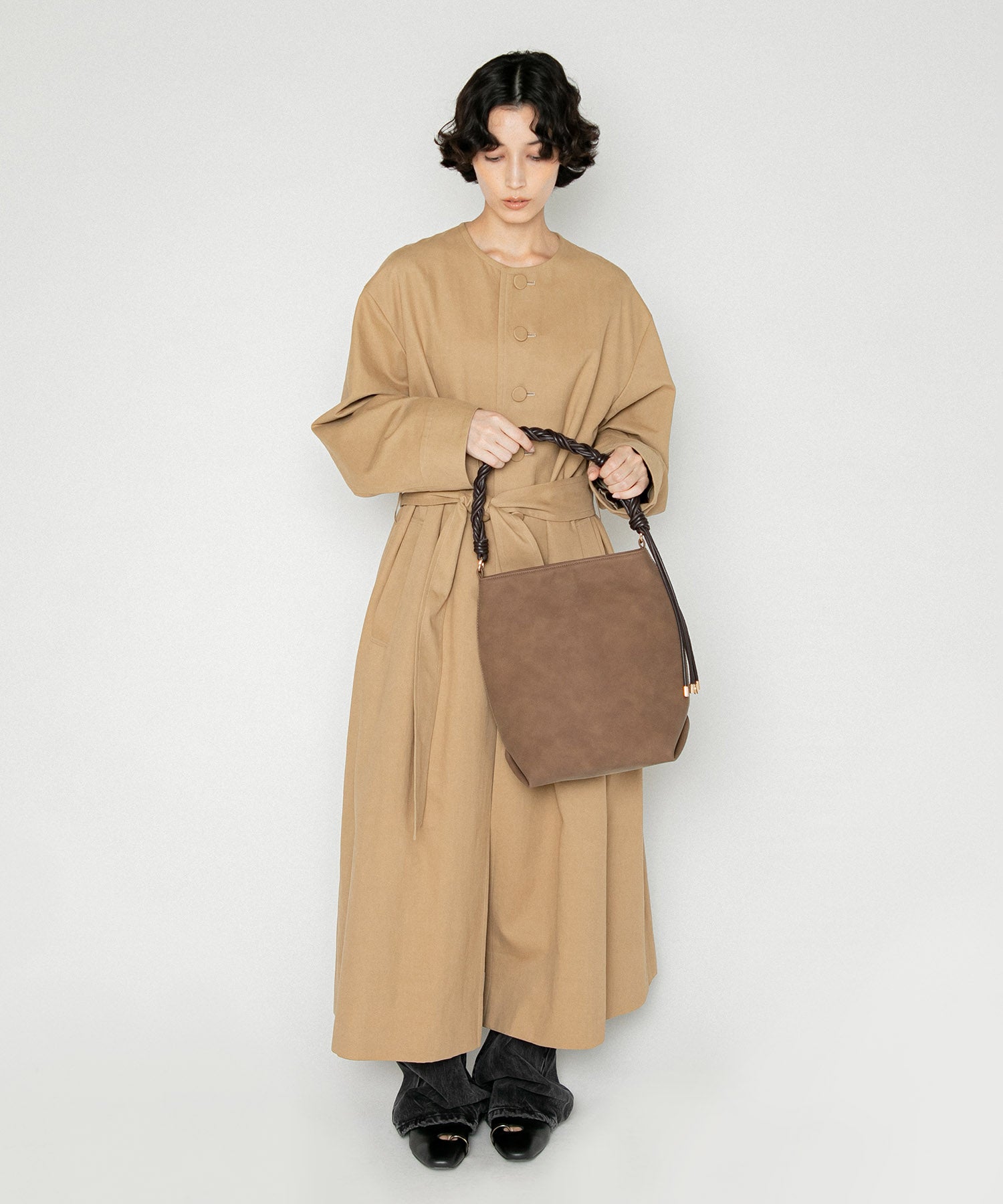 LE VERNIS] Woven handle bag | CASSELINI ONLINE SHOP