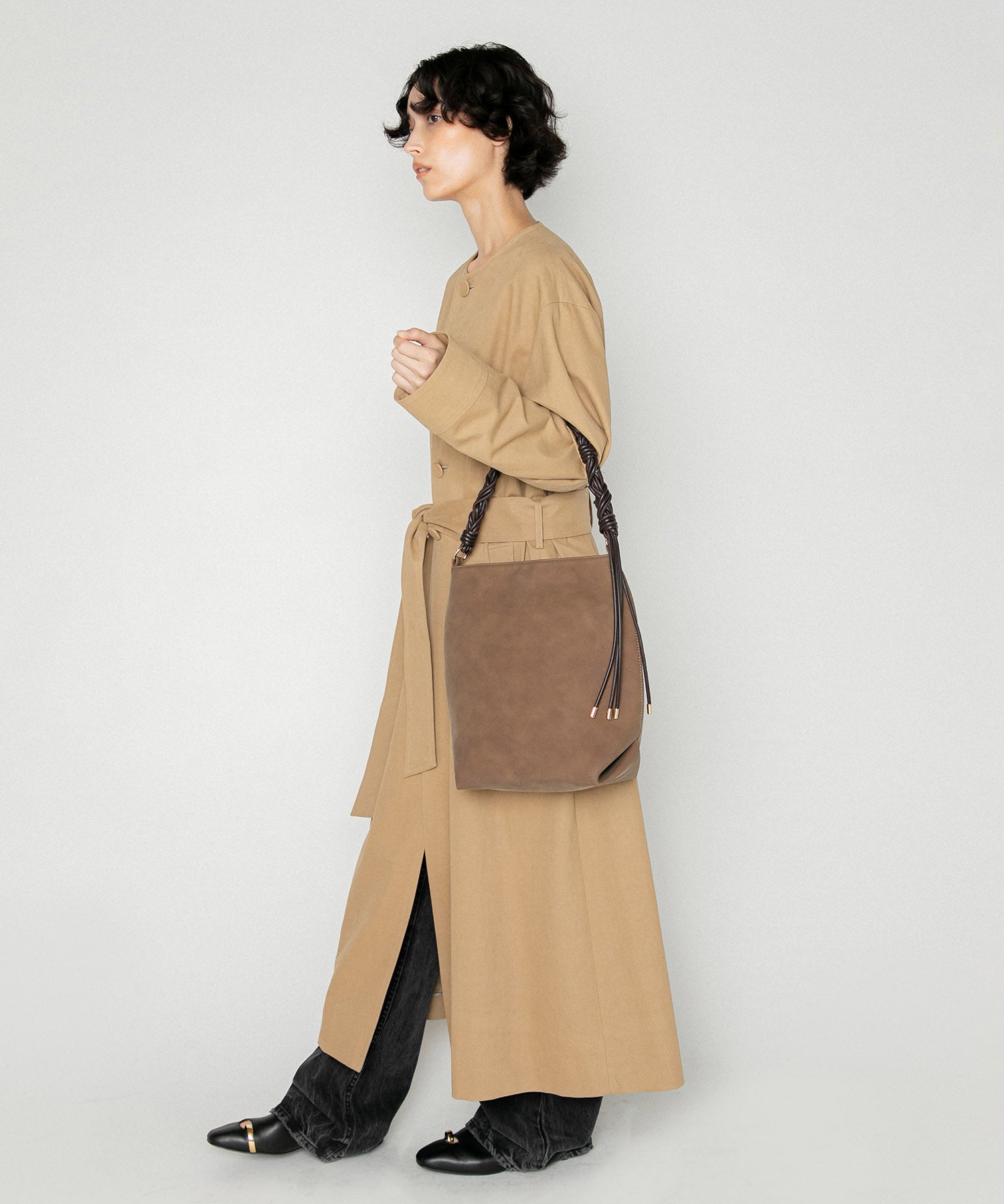 LE VERNIS] Woven handle bag | CASSELINI ONLINE SHOP