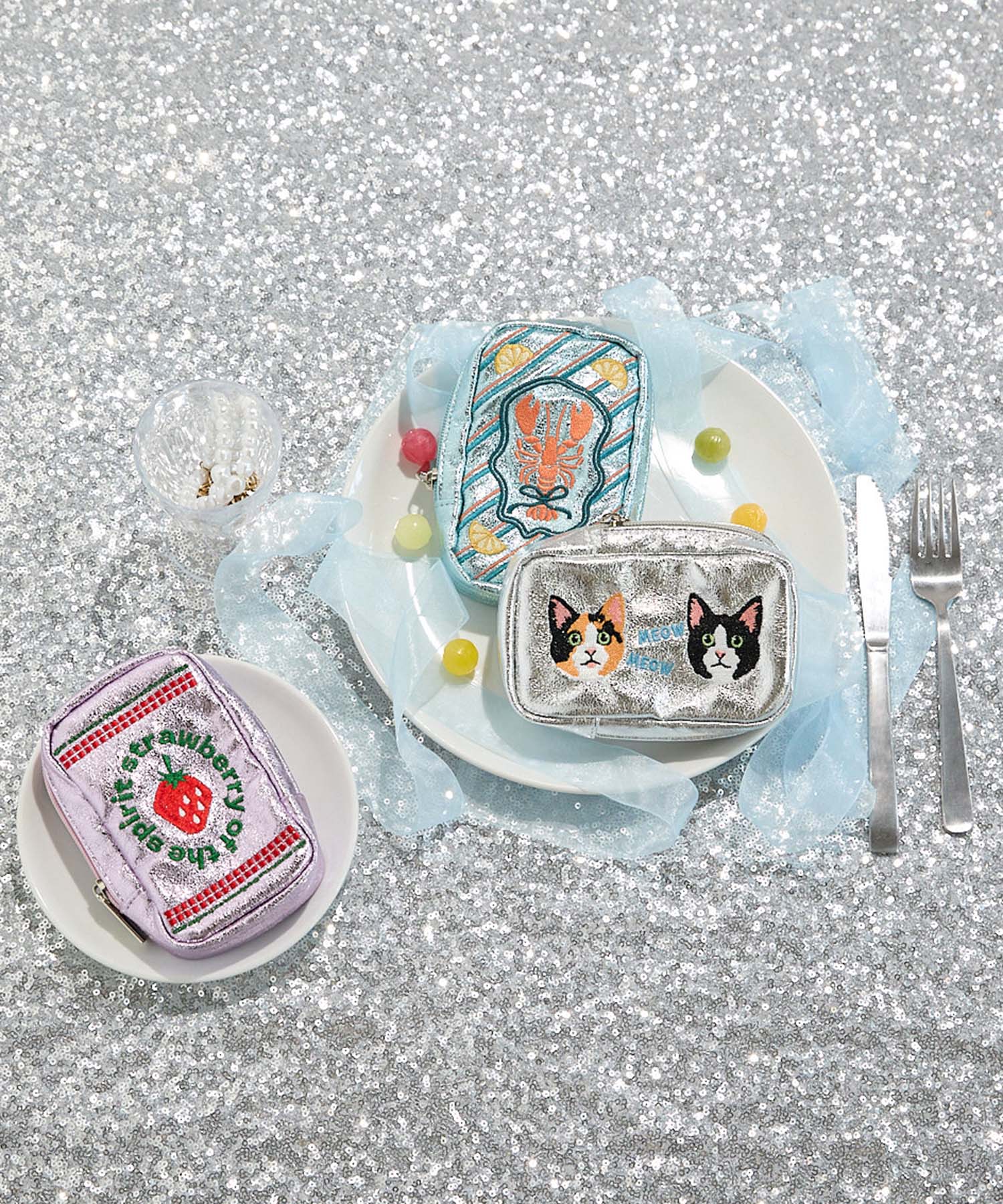 Casselini(キャセリーニ)刺繍チャームポーチ | CASSELINI ONLINE SHOP