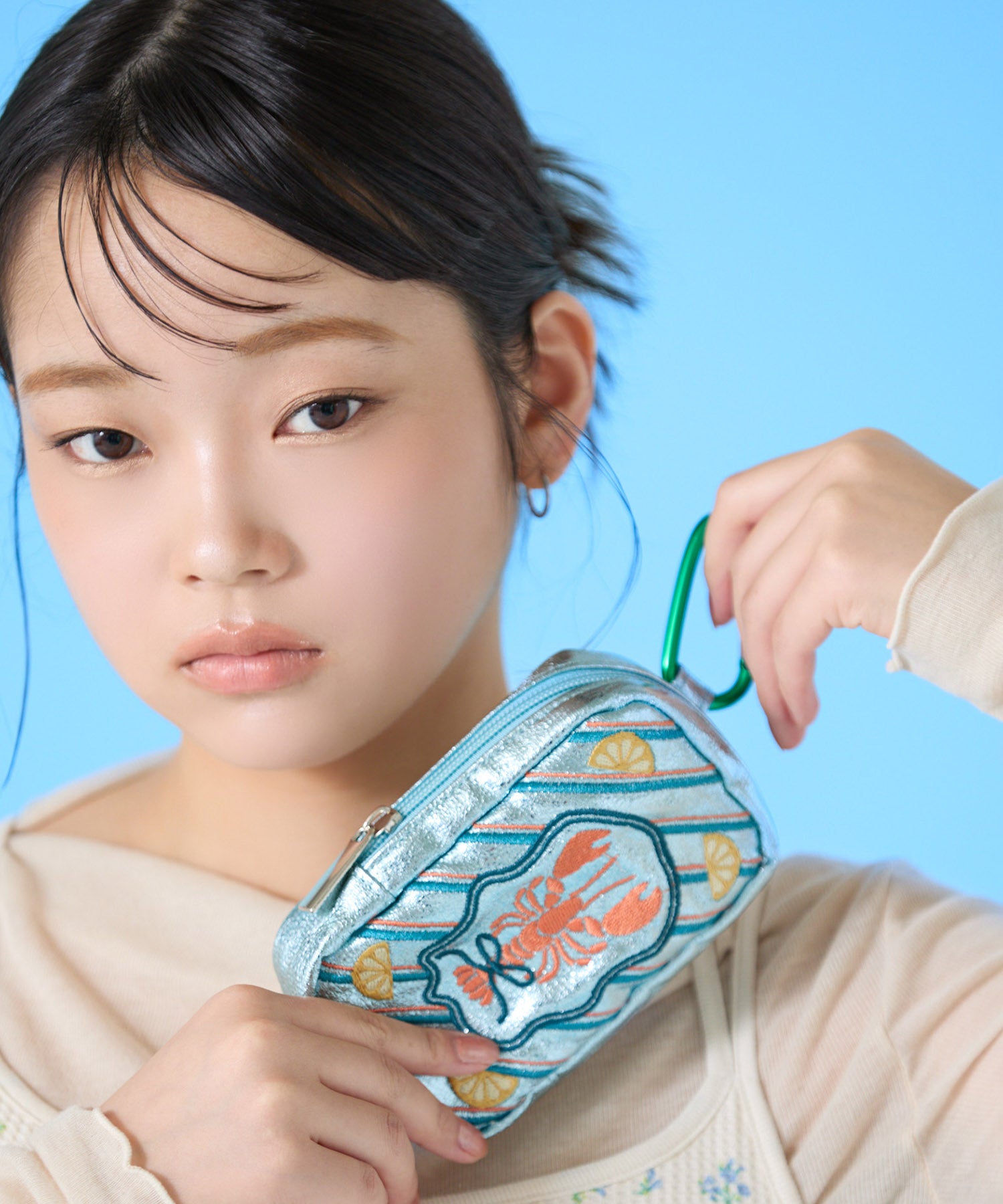 Casselini(キャセリーニ)刺繍チャームポーチ | CASSELINI ONLINE SHOP