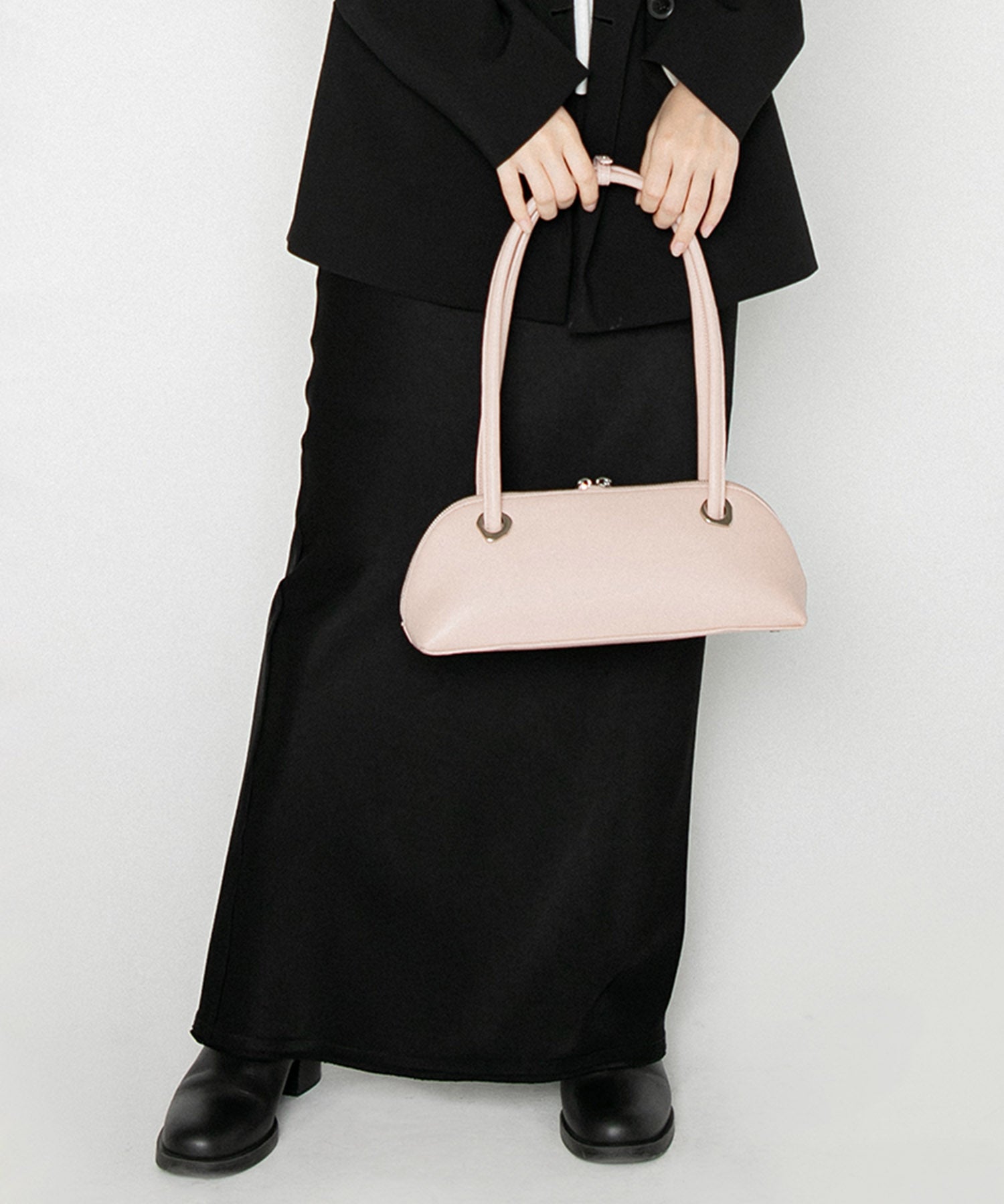 LE VERNIS] Eyelet slim boston bag | CASSELINI ONLINE SHOP
